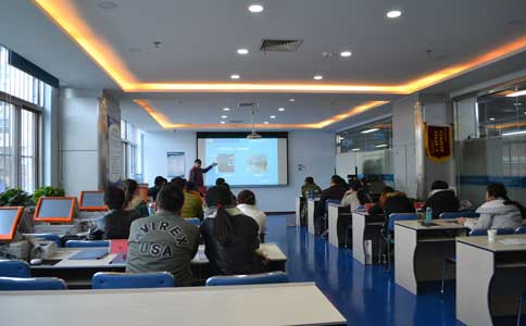 潔希亞洗衣，開干洗店利潤(rùn)大嗎