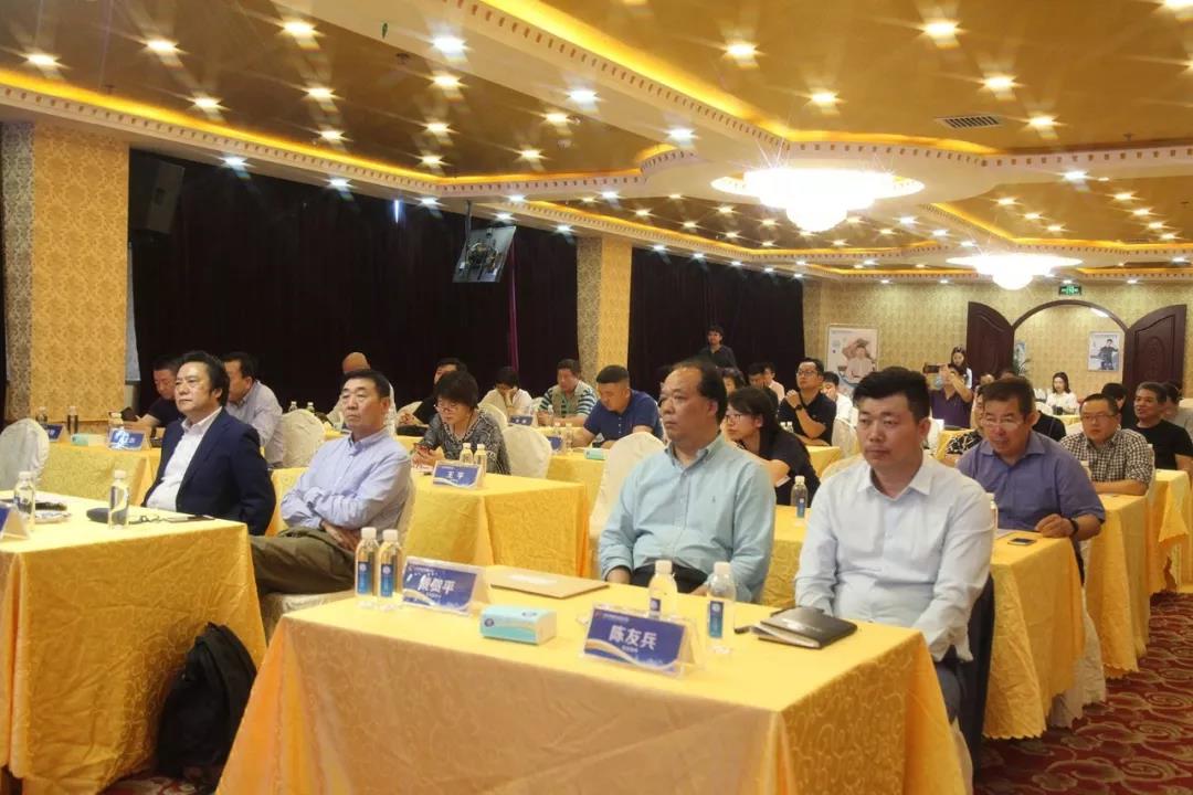 北京市洗染協(xié)會(huì) 北京市洗染協(xié)會(huì)